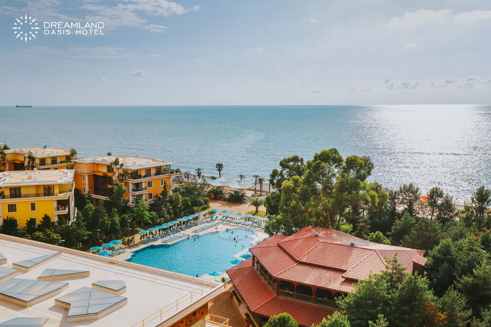 კურორტი Dreamland Oasis ზღვასთან, ჩაქვში
