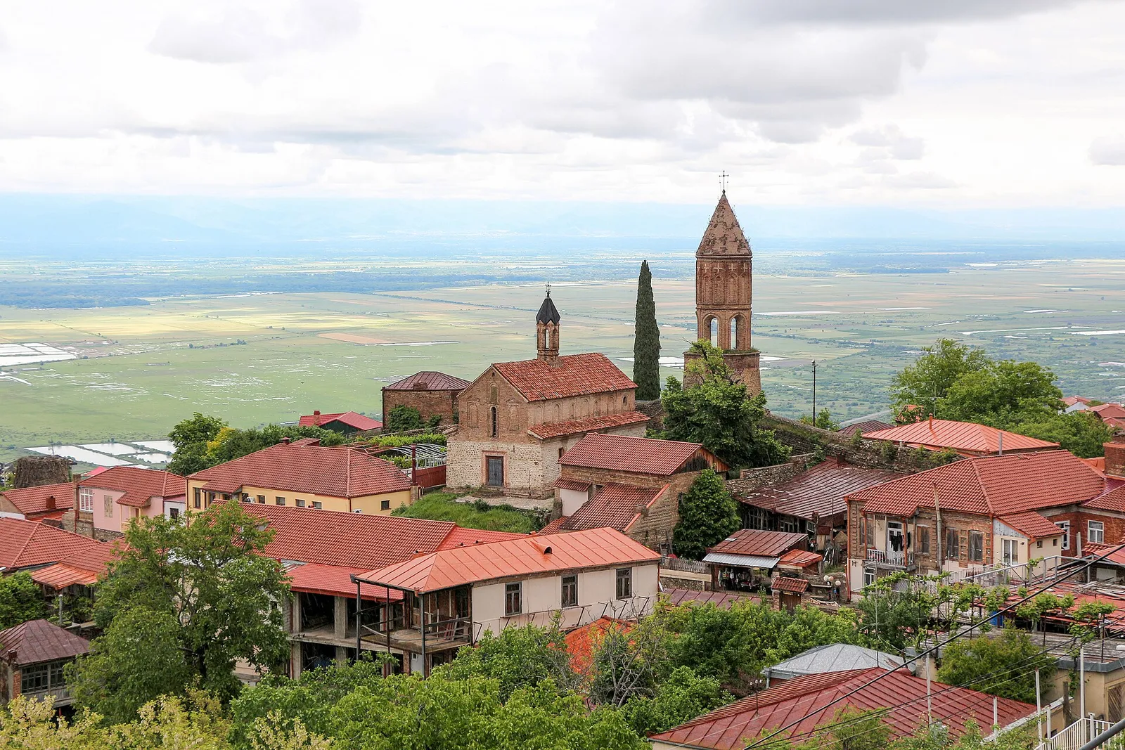 The hilltop town of Sighnaghi in Kakheti, where Kabadoni stands