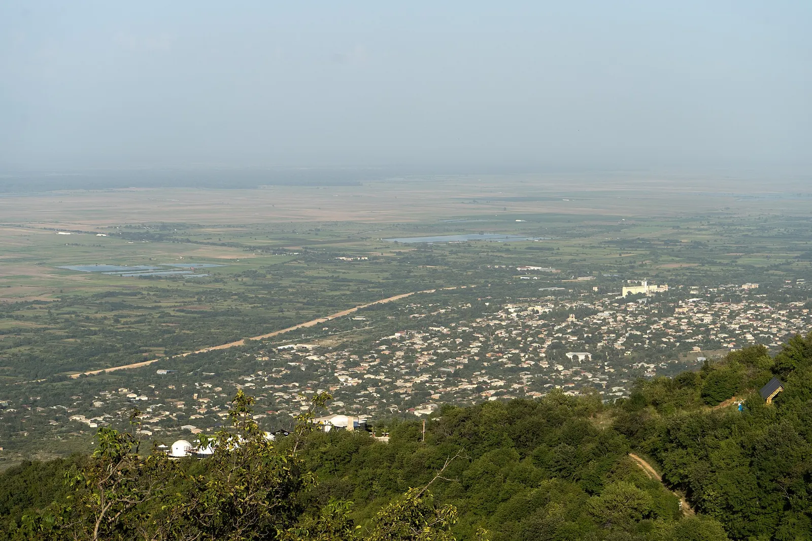 The Alazani valley in Kakheti seen from Sighnaghi